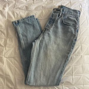 Everlane 90’s Cheeky Jean in Sunbleached Denim